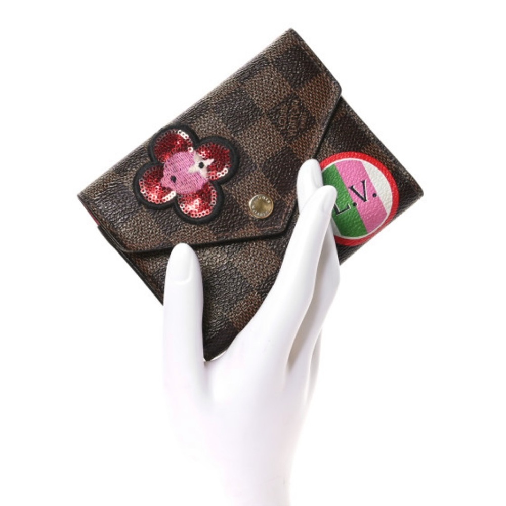 Limited Edition Louis Vuitton Compact Victorine Wallet Patches Damier - Picture 2 of 5